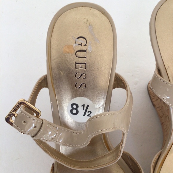 GUESS CORK WEDGE STRAPPY PLATFORM SANDALS SIZE 8.5 - Picture 15 of 16
